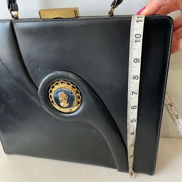 Vintage Triangle Black Cameo Handbag Pocketbook 60’s - Picture 9 of 9